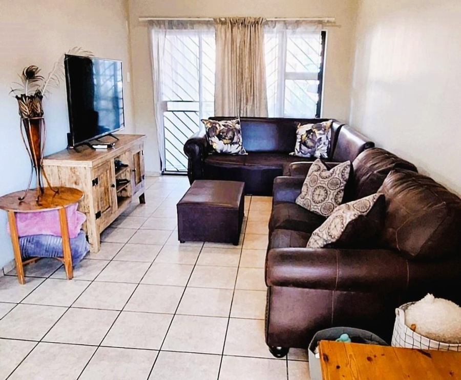 5 Bedroom Property for Sale in Noordhoek Free State